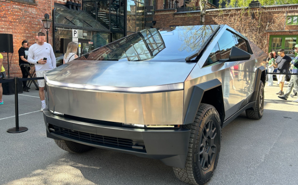 Revolutionizing the Roads: The Tesla Cybertruck Explained