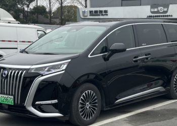 The Challenges of Bangladesh EV adoption: Taxes and Grid Limits